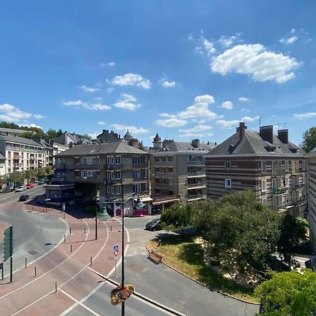 El Paradise - Logement Entier - Coeur De Ville - Basilique Au Balcon - Proche Gare Лизио Екстериор снимка